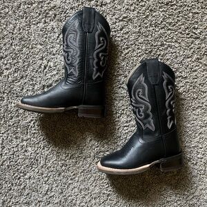 Cody James Black Cowboy Boots